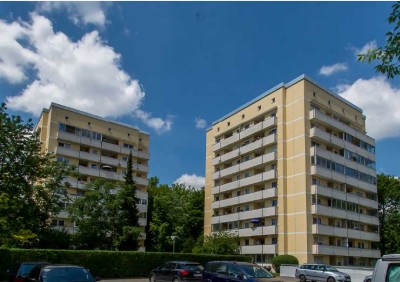 Exklusive 4-Zimmer-Wohnung in Augsburg (Einbauküche+Ideal für große Familie & Pendler)