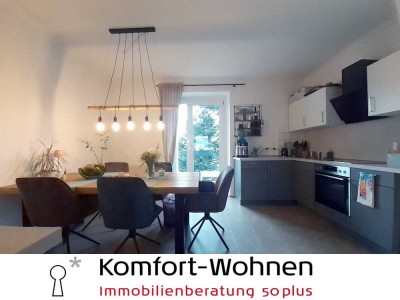 Gemütlich Wohnen in der City! 2-Zimmer-Wohnung mit Wohnküche und Balkon