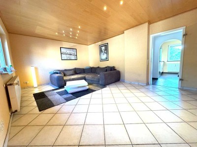 3 Zi. Maisonette-Wohnung mit Balkon und Stellplatz