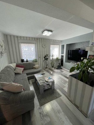 Charmantes Wohlfühl-Zuhause mit Charakter – aufwendig saniertes Haus mit guter Ausstattung