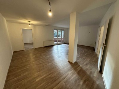 *NEU* Wunderschöne 2-Zimmerwohnung mit Terrasse in Hoppegarten