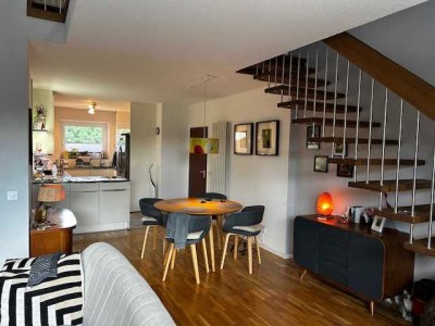 Stilvolle 5-Zimmer-Maisonette-Wohnung mit Einbauküche in Seevetal von privat