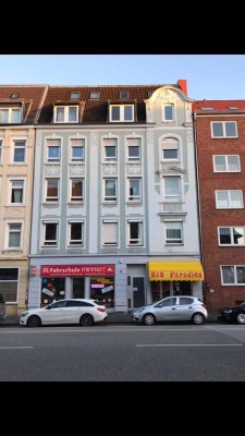 offene Besichtigung am Montag, den 11.08.25, 17.00-18.30Uhr, frisch sanierte 3-Zimmer Wohnung