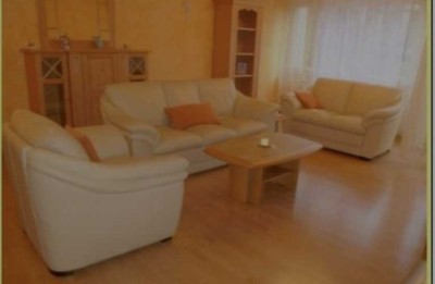 1800 € - 98 m² - 3.0 Zi.
