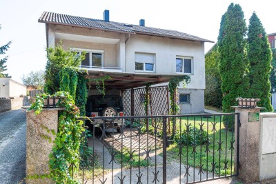 Renovierungsbedürftiges Wohnhaus mit Gästehaus in Neusiedl am See