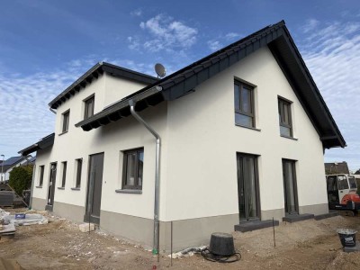 *Neubau Erstbezug* Doppelhaushälfte in Swisttal-Heimerzheim
