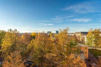 2-Zimmer-Wohnung mit EBK, Balkon, tw möbliert