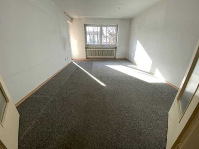 3 Zimmer Wohnung mit Mieterrabatt im wunderschönen Dingolfing (renovierungsbedürftig)