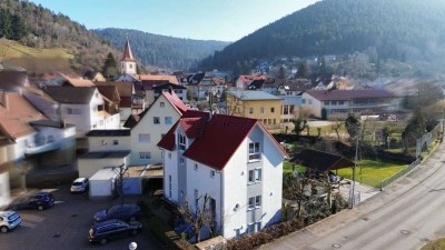 Alternative zum Neubau*Aufwendig saniertes, energieeffizientes 1-2 Familienhaus mit Studio  & ELW*
