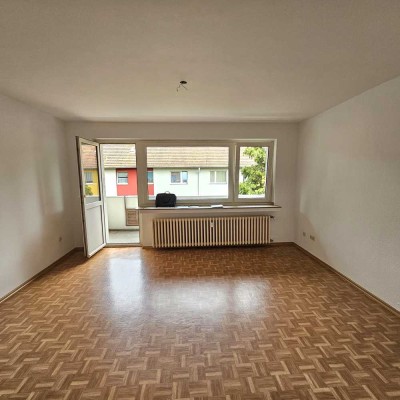 Top 2 Zimmerwohnung mit Balkon in Köln - Wahnheide