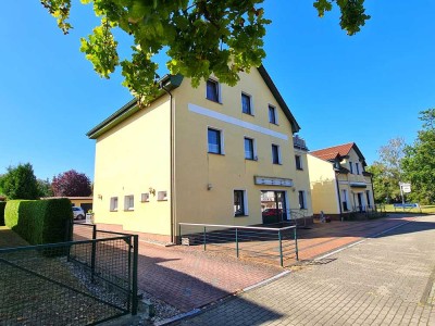 PROVISIONSFREI + WOHN - UND GESCHÄFTSHAUS IN GRÜNHEIDE (MARK) - VIS A VIS VOM WERLSEE! POTENTIAL!