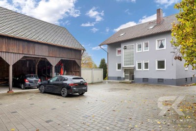 Renovierte große 4-Zimmer Erdgeschosswohnung mit Balkon, Garage und Garten in Neunkirchen