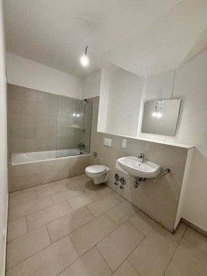 Zentrale Wohnung mit Balkon, Elbblick und praktischer Aufteilung in attraktiver Lage Magdeburg