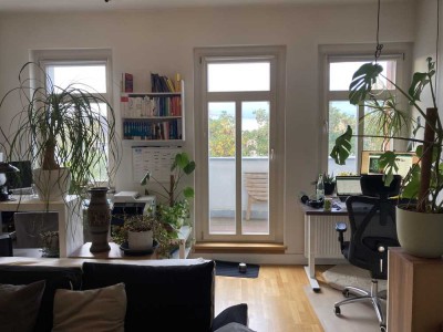 Zwischenmiete ** Charmante Wohnung mit Ostterrasse und Westbalkon -für 2 Monate (Jan-Feb) Flex