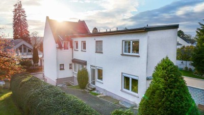 Engel & Völkers: Vielseitiges Haus in guter Lage von Bad Honnef