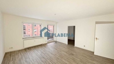 4- Zimmer- Familienwohnung mit Balkon im beliebten Stadtviertel Lindenberg, neuwertige EBK