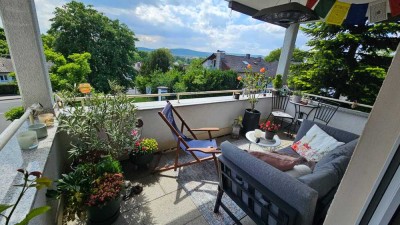 Bezug ab dem 01.07.2025 – Stilvoll modernisierte 4,5- Zimmer Hochparterrewohnung.