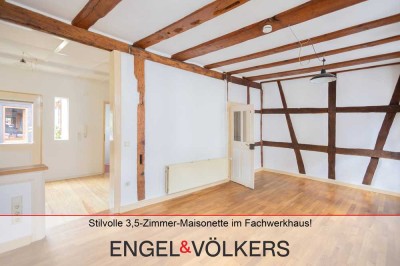 Stilvolle 3,5-Zimmer-Maisonette im historischen Fachwerkhaus!