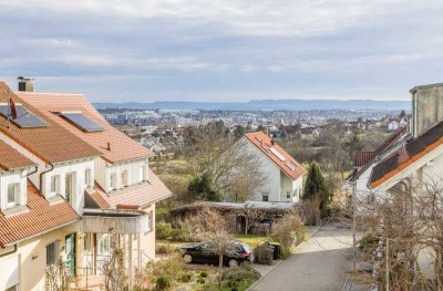 Wunderschöne Wohnung in herrlicher Aussichtslage. Ruhig und trotzdem zentral.