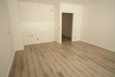 * LEBHAFTES Haus - schön renovierte 1 ZW * Aufstocker willkommen * für 1 PERSON * BEZTENBERG *