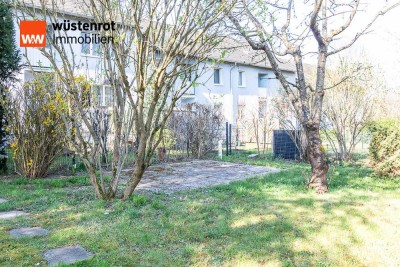 „Frisch renoviert, Parkettböden saniert, TOP 2 ZKDB mit 2 Balkonen, Garten und PKW-Stellplatz.“