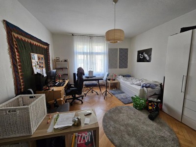 Großzügiges, möbliertes WG-Zimmer zum Fixpreis in Feldkirch