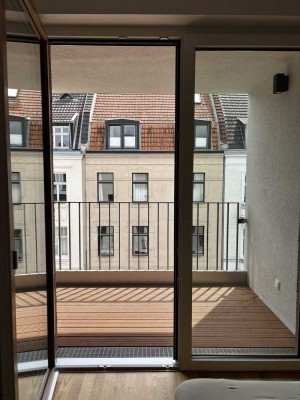 Neubau-Traum in Köln-Nippes: 2-Zimmer-Wohnung mit Loggia & gehobener Ausstattung