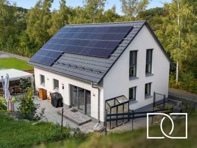Hochwertiger KfW-55-Neubau! Energieeffizientes Einfamilienhaus in naturnaher Lage