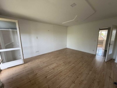 Stilvolle 2,5-Raum-Wohnung mit EBK in Oststeinbek