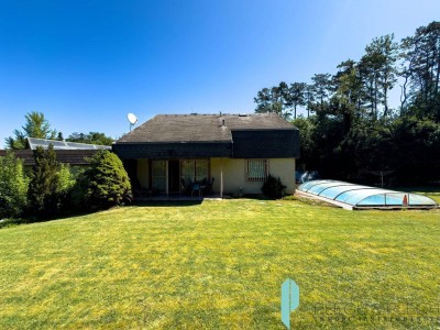 Update - Traumhaus in Ruhelage mit großzügigem Garten, Pool &amp; exklusivem Badeteichzugang