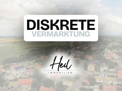 Diskrete Vermarktung: Villa mit Einliegerwohnung