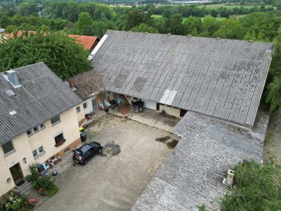 Reserviert: Hofstelle bestehend aus Wohnhaus, Scheune, Stall & Maschinenhalle