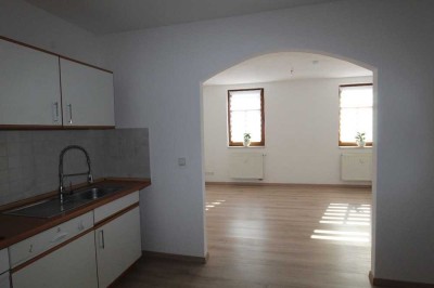 Coole Singlewohnung mit EBK, Dusche  und  Wanne