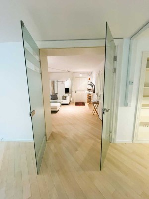 Nur wenige Schritte zur Alster– Helle möblierte Souterrainwohnung!