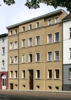 3-Raum-WE, Balkon, Einbauküche, ggf möbliert!