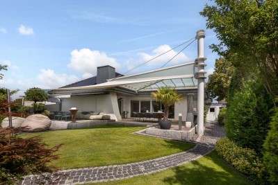 Privates Refugium mit Schwimmbad und traumhaftem Gartenparadies