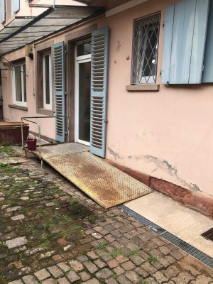 Renovierte barrierefreie EG-Wohnung in der Stadtmitte