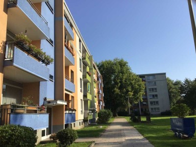 Familienwohnung mit Balkon im Grünen!