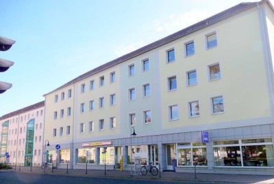 Großzügige 1-Zimmerwohnung im 1.Obergeschoss mit Balkon zu mieten!