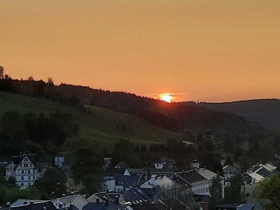 Helle, frisch sanierte 2 Zimmerwohnung zu vermieten.