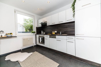 LOGGIA I LIFT I RUHELAGE I HELLE RÄUME I ZENTRALE LAGE IPROVISIONSFREI I EINBAUKÜCHE I FAMILIENFREUNDLICH I PROJEKT WOHNEN I