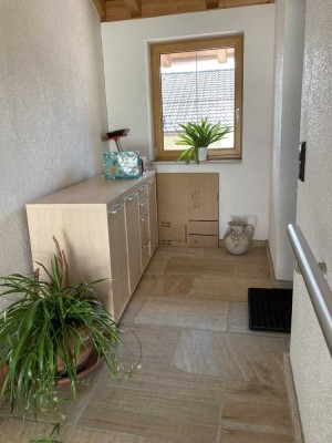 Exklusive 2-Zimmer-Wohnung mit gehobener Innenausstattung mit EBK in Raubling