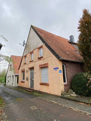 *Altbau sanieren, Grundstück teilen und hinten neu Bauen, das ist hier möglich !!!*