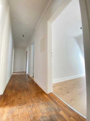 ***Top renoviert***Großzügig geschnittene 3-Zimmer-DG-Wohnung***Marl-Drewer Nahe Chemiepark***