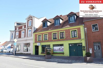 Wohn- und Geschäftshaus im Zentrum von Gnoien
