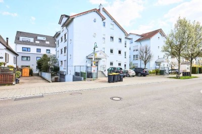 Schön geschnittene 2-Zimmer-Dachgeschosswohnung mit gehobener Innenausstattung in Remseck Aldingen
