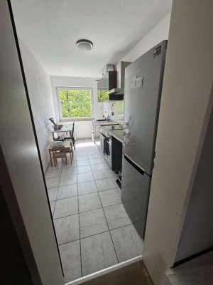 3 OG ~ 76m² ~ 3,5- Zimmer ~ mit Balkon sowie Fernwärmeheizung!