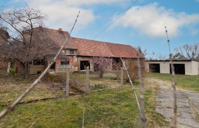 Liebevolles Einfamilienhaus mit Scheune in ländlicher Idylle mit viel Potenzial