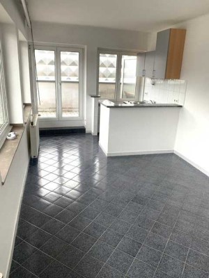 1-Zimmer-Appartement mit großem Balkon auf der Hohe Straße (City)