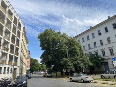 Zentrum-Nordwest | tolle 4 Zimmer-Wohnung* Parkett* Balkon* EBK abkaufbar